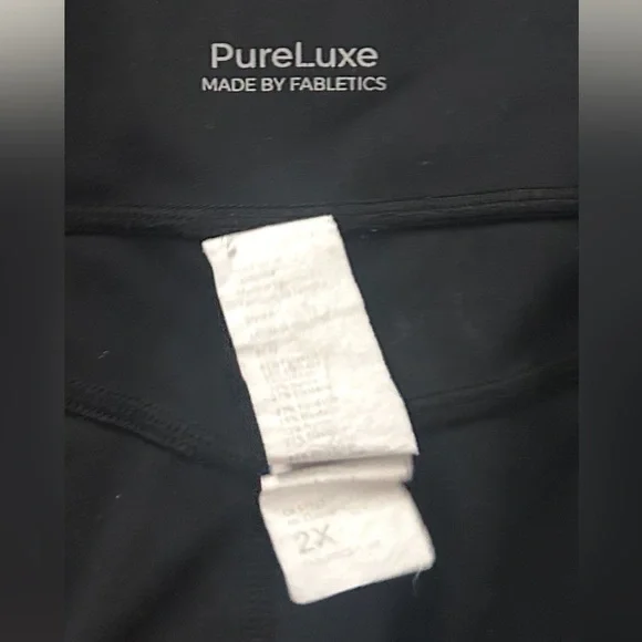 EUC Fabletics 2X Black High-Waisted Leggings with Keyhole Detail - Picture 5 of 5